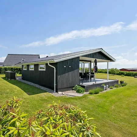 Holiday home Awesome In With 3 Bedrooms And Internet Ebeltoft